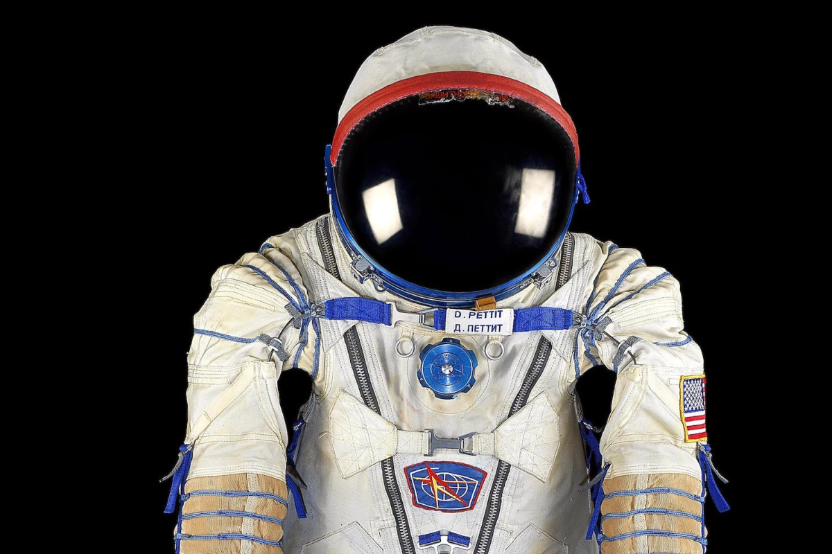 This "Sokol KV-2" ("Falcon" in Russian) pressure suit is one of the items up for bid at Bonhams' Space History auction