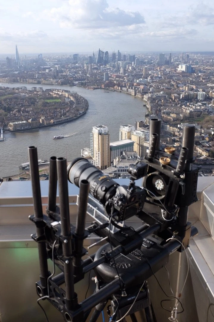 The Gigalapse rig was mounted atop the 50 story One Canada Square in Canary Wharf, East London