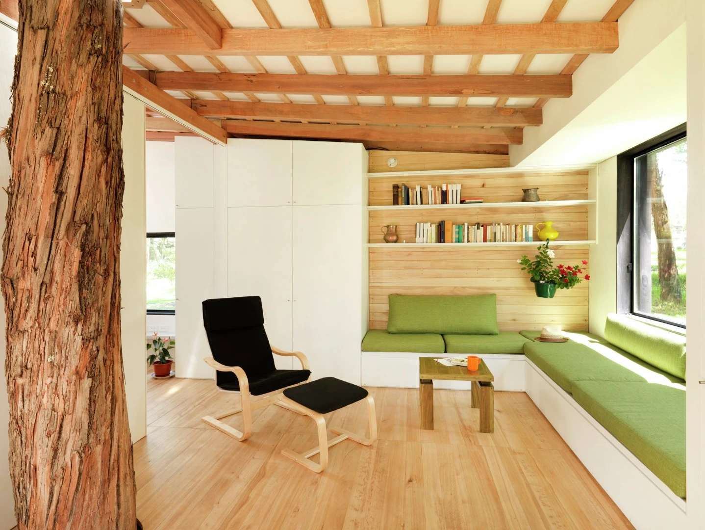 The home features a sophisticated power management and temperature control system