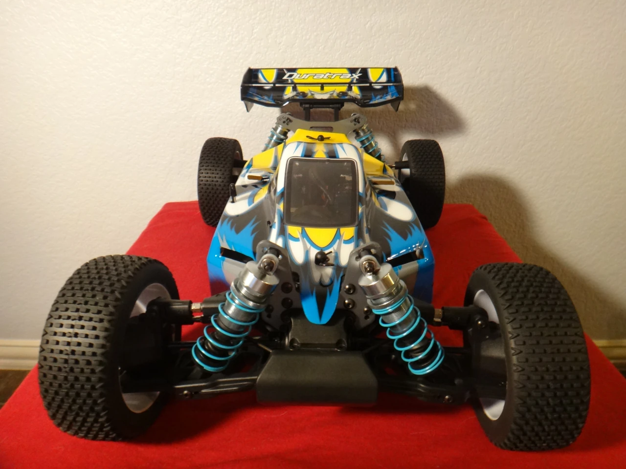 The 835E is meant be 1/8 the scale of a regular buggy and measures 19.9 x 11.9 x 7.5 in (50.5 x 30.2 x 19 cm)