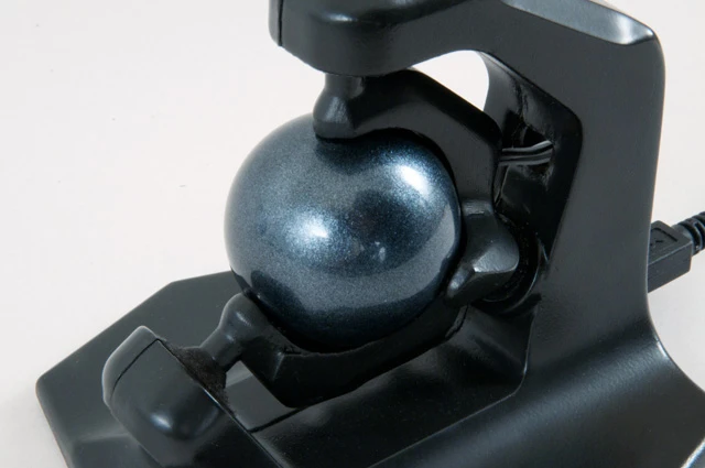 The input peripheral offers 1000 dpi optical rotation precision over three axes and 2170 dpi magnetic precision for zoom and pan navigation, again over three axes
