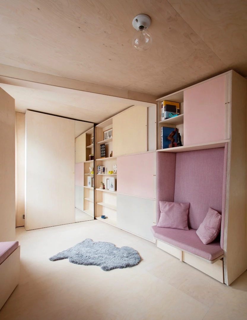 As you might have guessed, the 13 sq Metre House measures 13 sq m (139 sq ft)