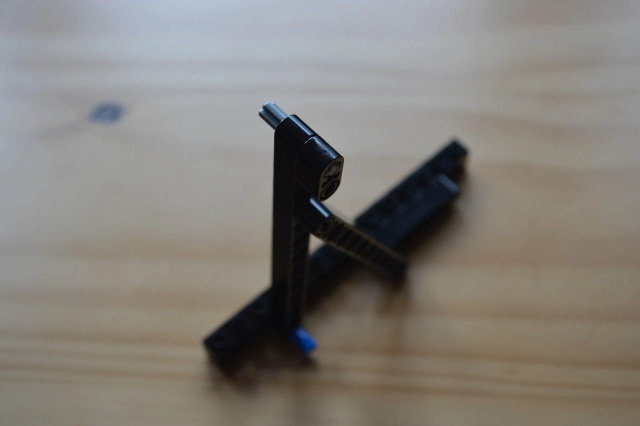 Assembly guide step 32 (Photo: Gizmag)