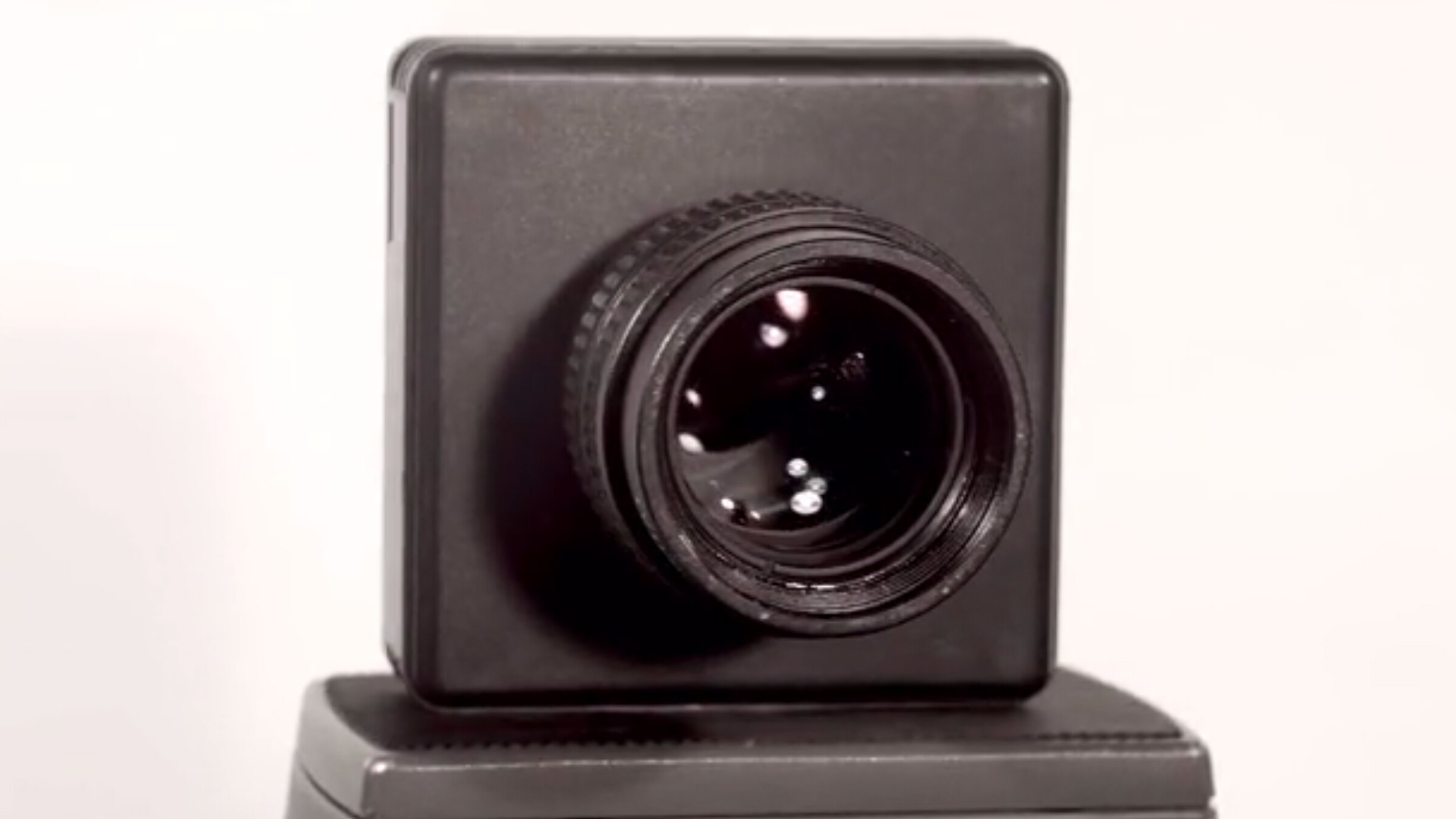 FPS1000 The low cost, high speed slowmo camera