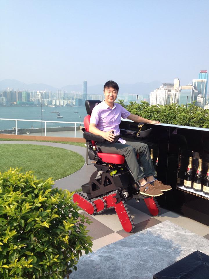 Alan Lee and the B-Free Chair