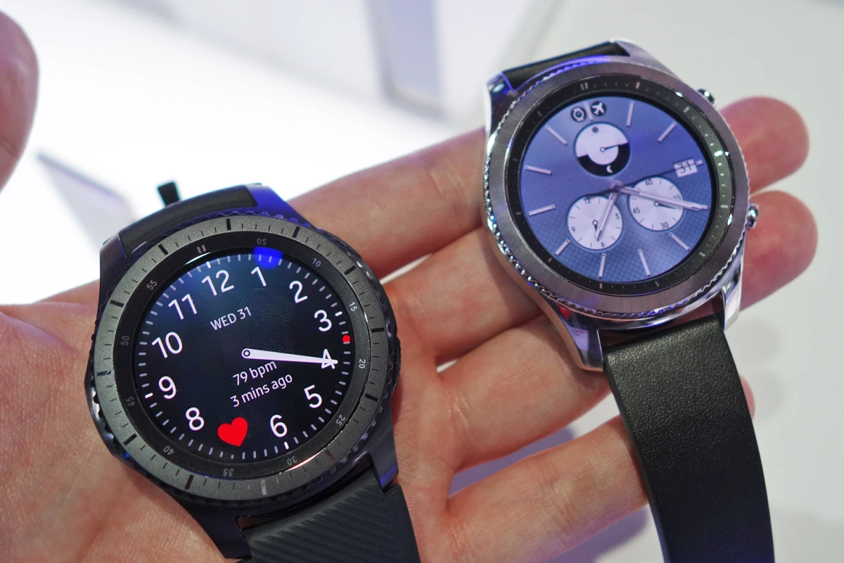 The new Samsung Gear S3 is here, and we've taken a look at both models (Frontier left, Classic right)