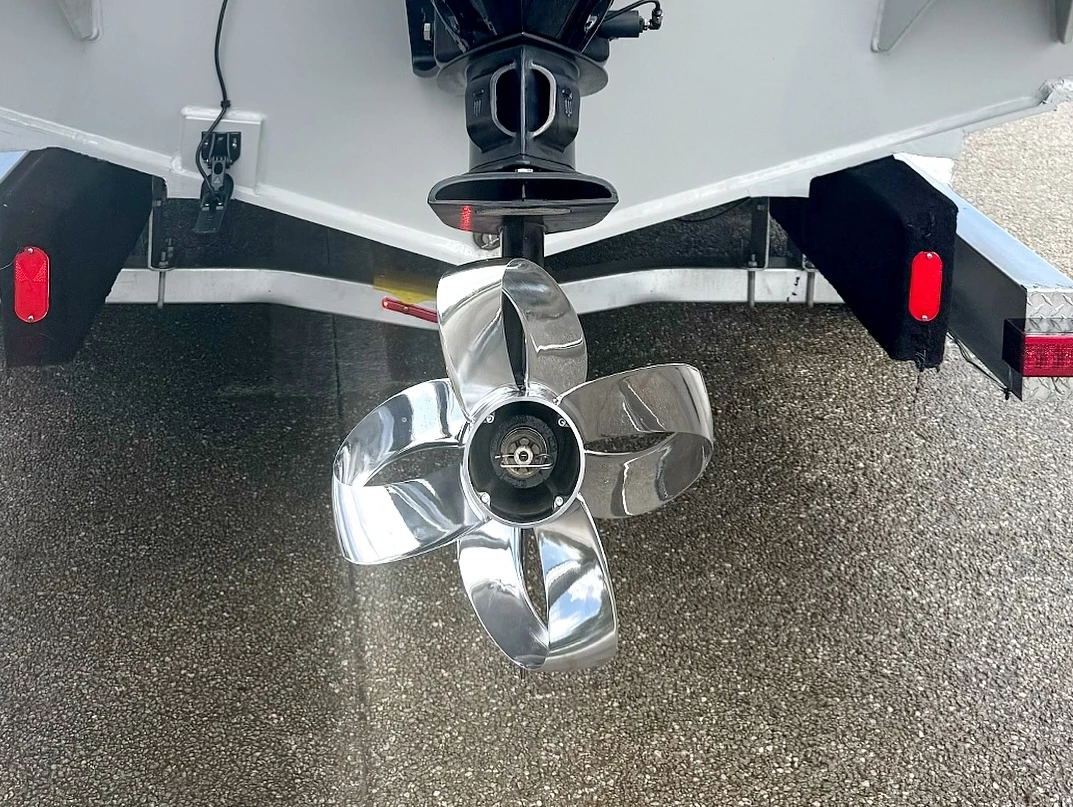 A flowery propeller that promises efficiency and range gains of up to 30%, reduced noise, improved handling and more