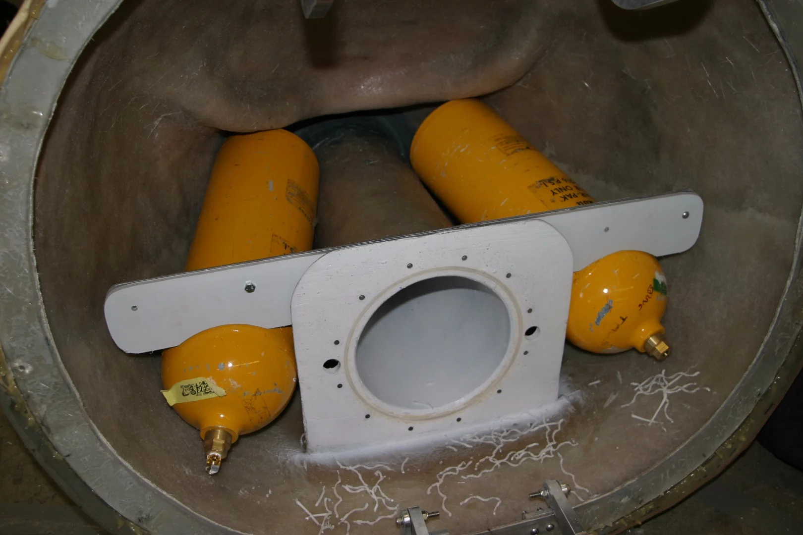 Compressed air - Eddie Paul's shark fuel of choice