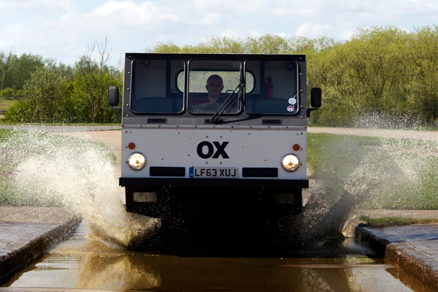Once at the destination, the Ox flat pack truck can be put together by three trained professionals in around 12 hours