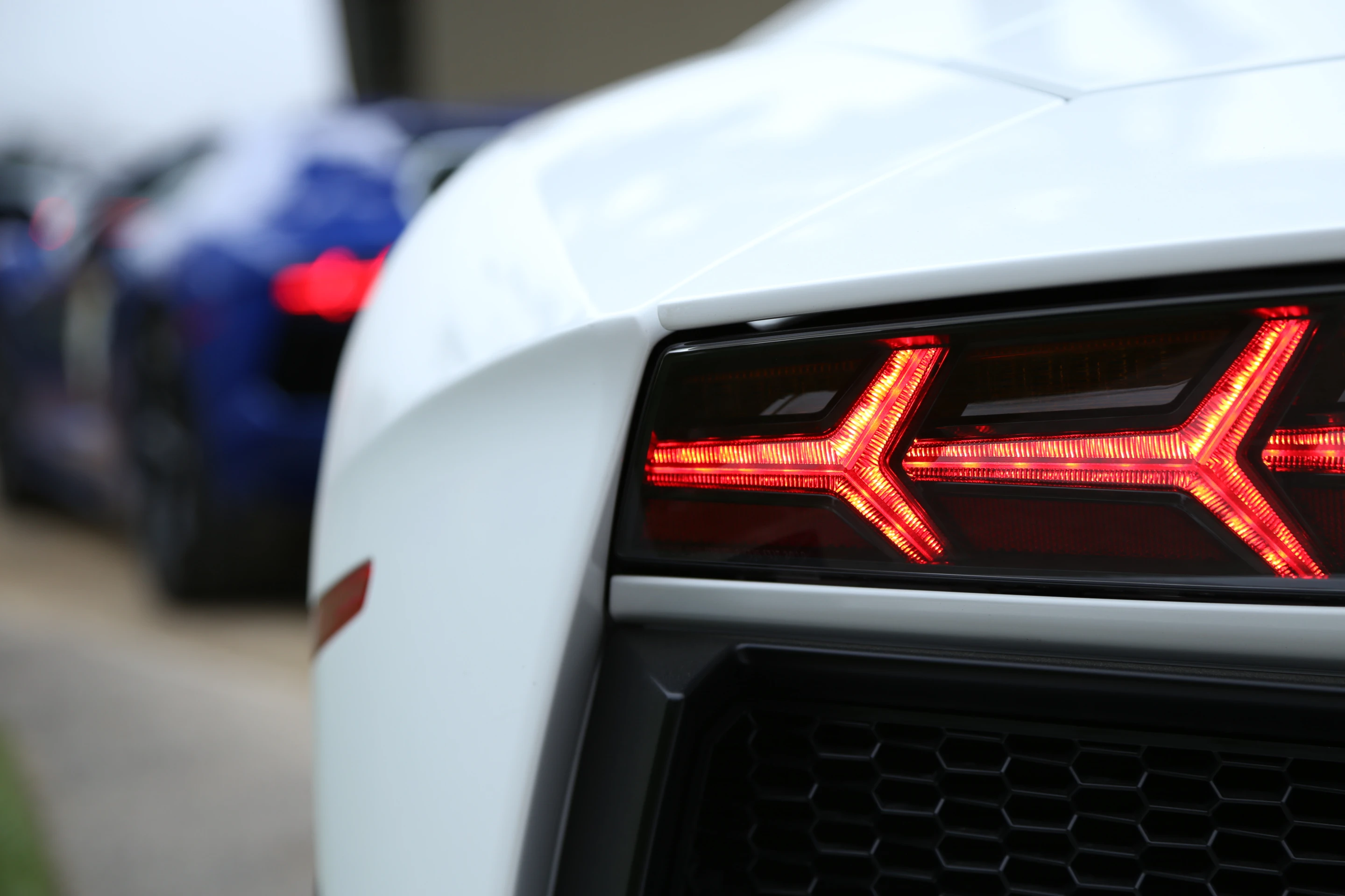 Triple Y-designed taillights carry over the Aventador's signature angular design narrative (Photo: Angus MacKenzie/Gizmag.com)