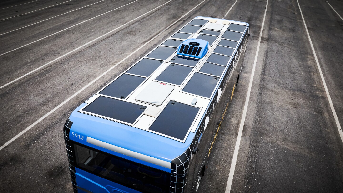 Sono Motors and transport company MVG have developed a bus trailer with 20 semi-flexible PV panels on its roof that harvest solar energy to juice up onboard batteries