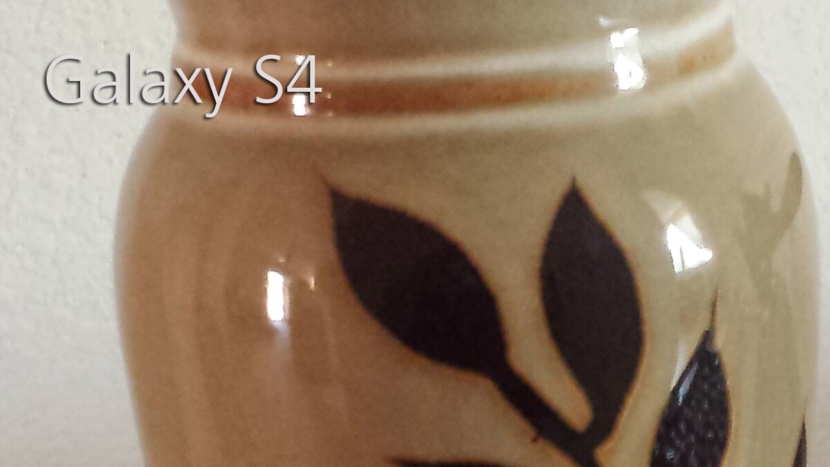 Galaxy S4: indoors cropped