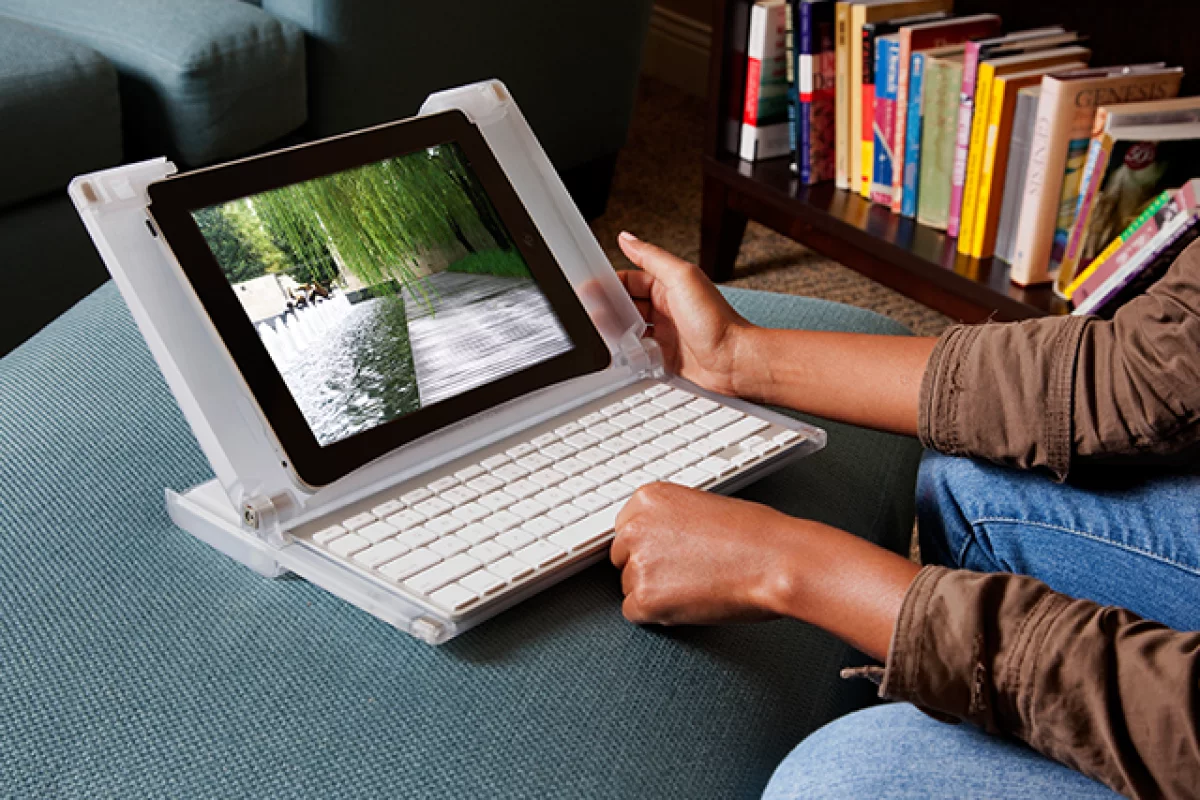 The DOCKr offers six functions from one device