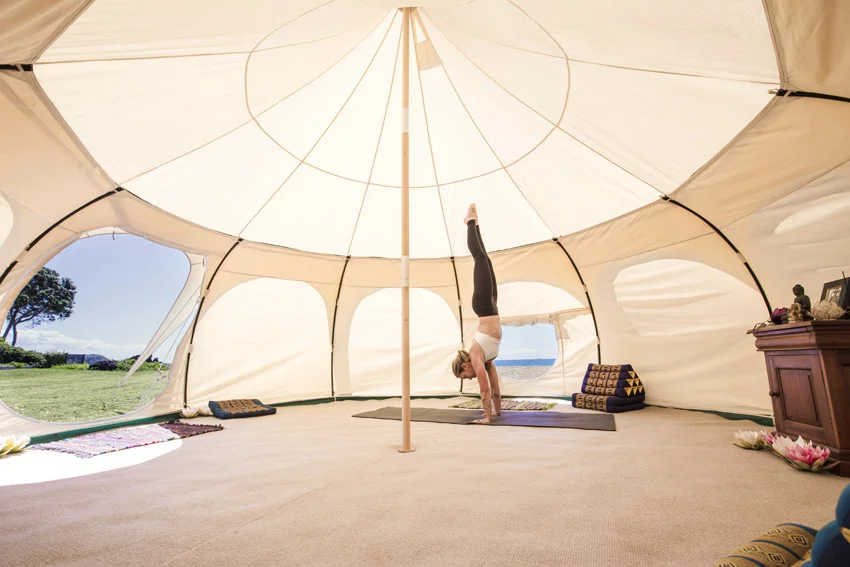 The tent is fully wind resistant and features clear window panels so that users can enjoy the view no matter the weather conditions