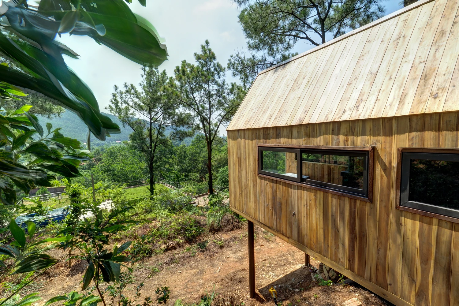 In designing the home Van Dong wanted to create a basic building model, with an accessible and low cost construction method