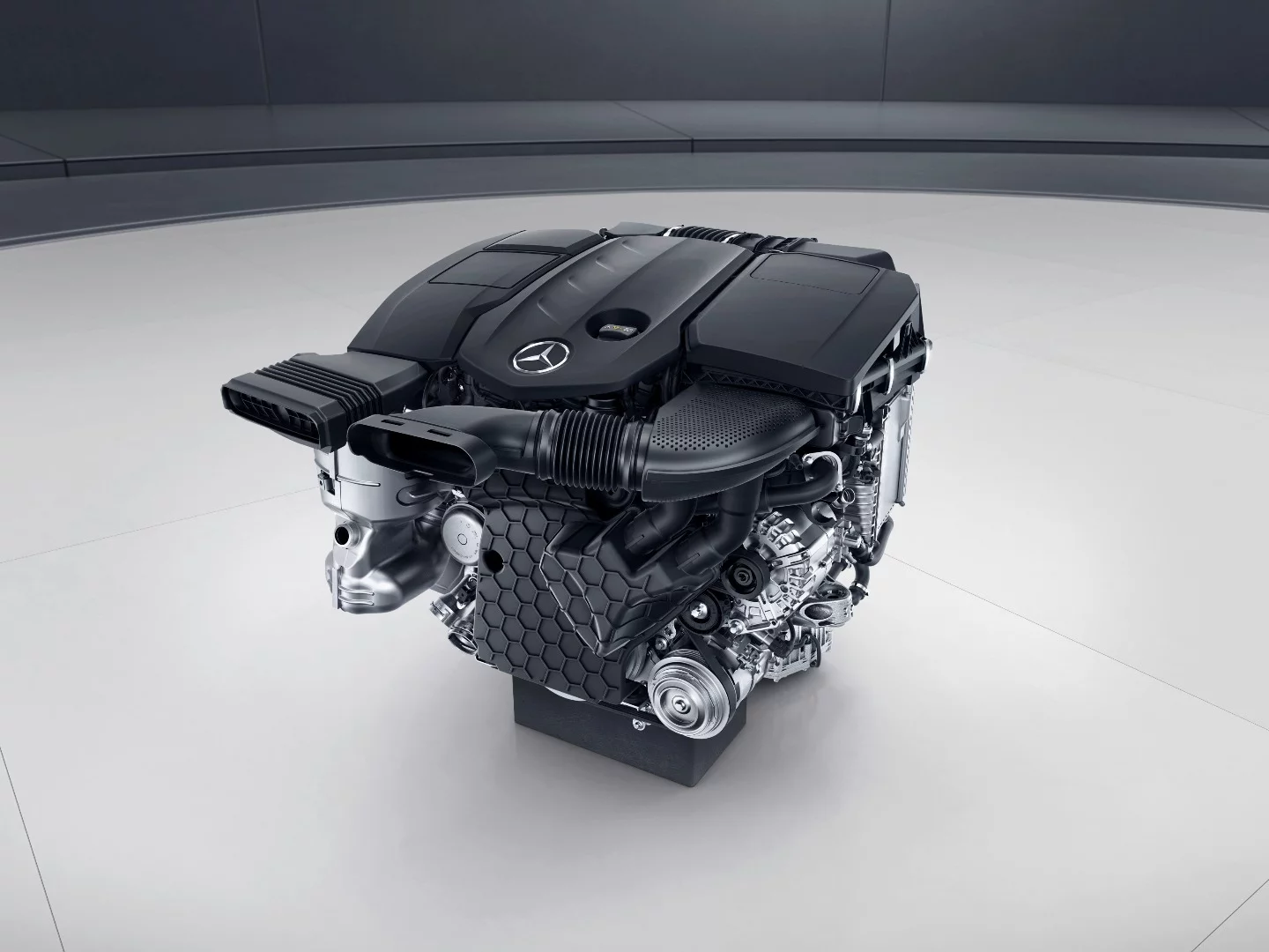 The diesel four-cylinder engine made its debut in the E220D