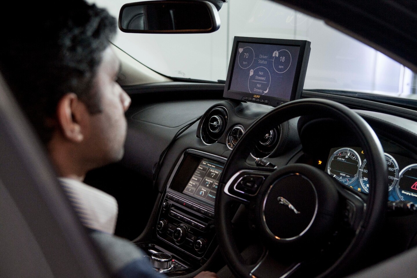 Mood lighting is being tested as a way to reduce driver stress