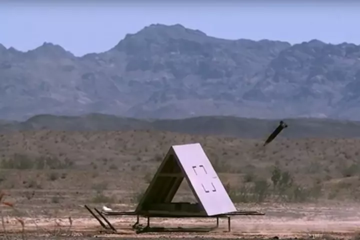 The Excalibur S uses GPS and lasers to hit moving targets