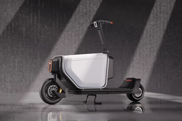 The Scootility electric cargo scooter features a fast-swappable 140-liter cargo box