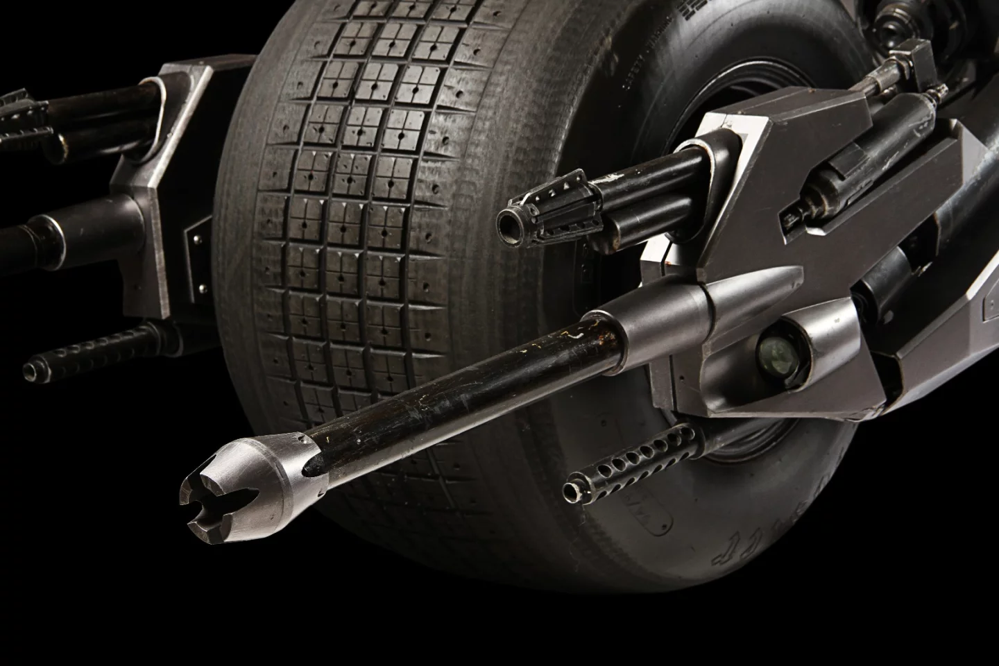 The Batpod sports a pair of (non-functional) cannons made of plastic, resin and fibreglass on the front