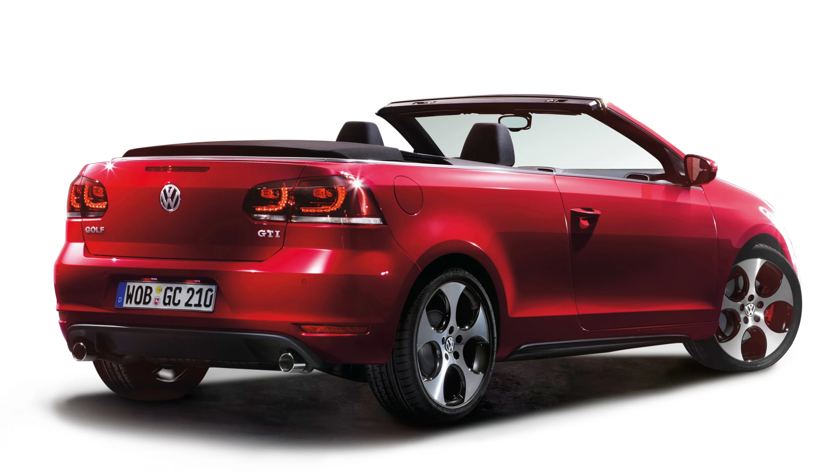 Volkswagen's new 207 bhp Golf GTi Cabriolet
