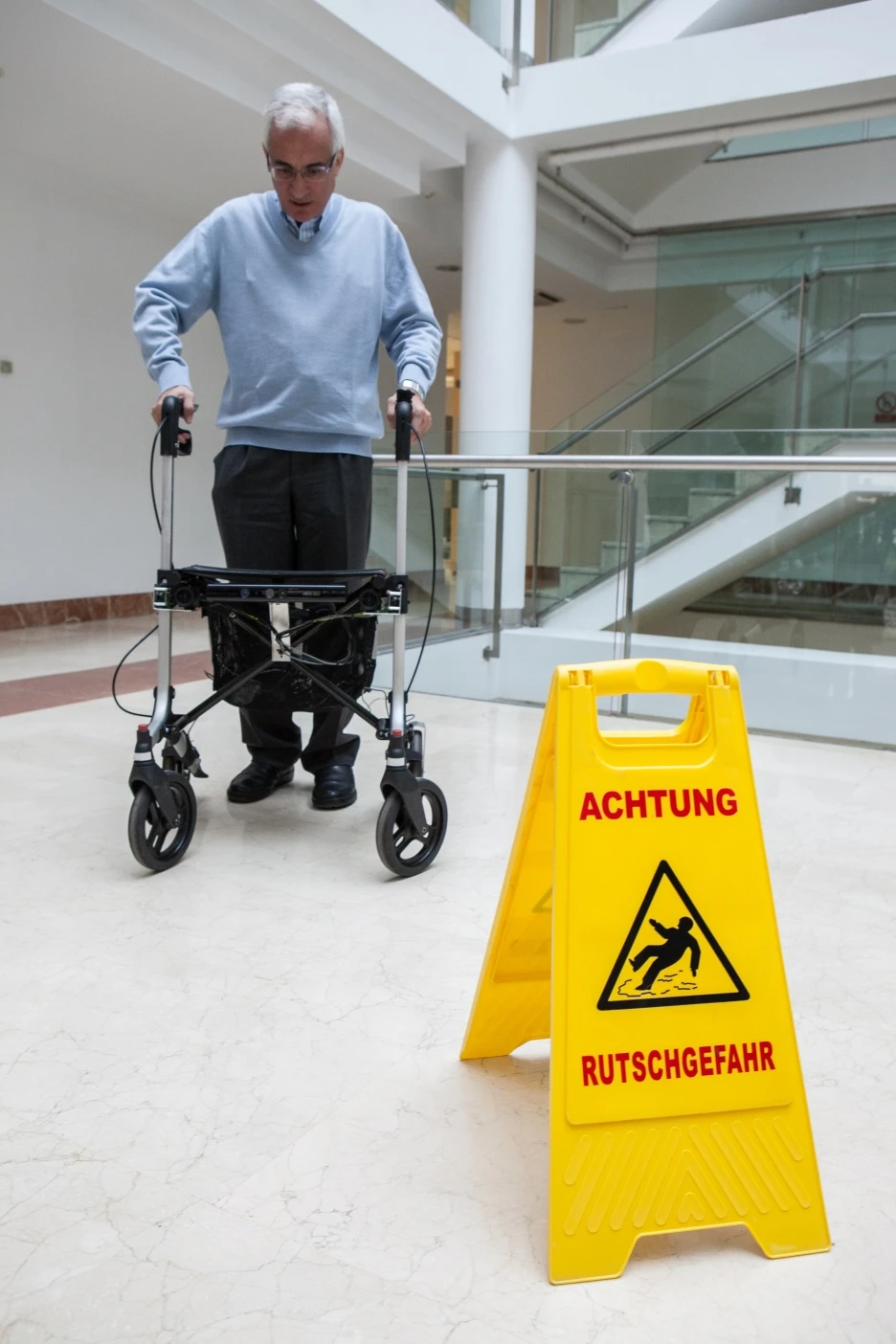 The walker interfaces with the private cloud in the environment and surveillance cameras to get a 3D map of its surroundings and up-to-date information on any potential issues (Photo: DALi)