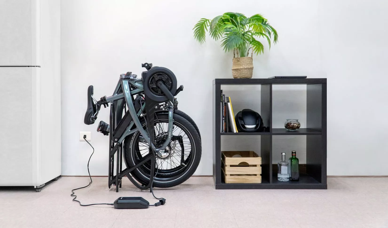 The 4th-gen Vektron P5i model folds to 6.5 x 33.5 x 27.2 inches, and can stand upright in the corner while charging