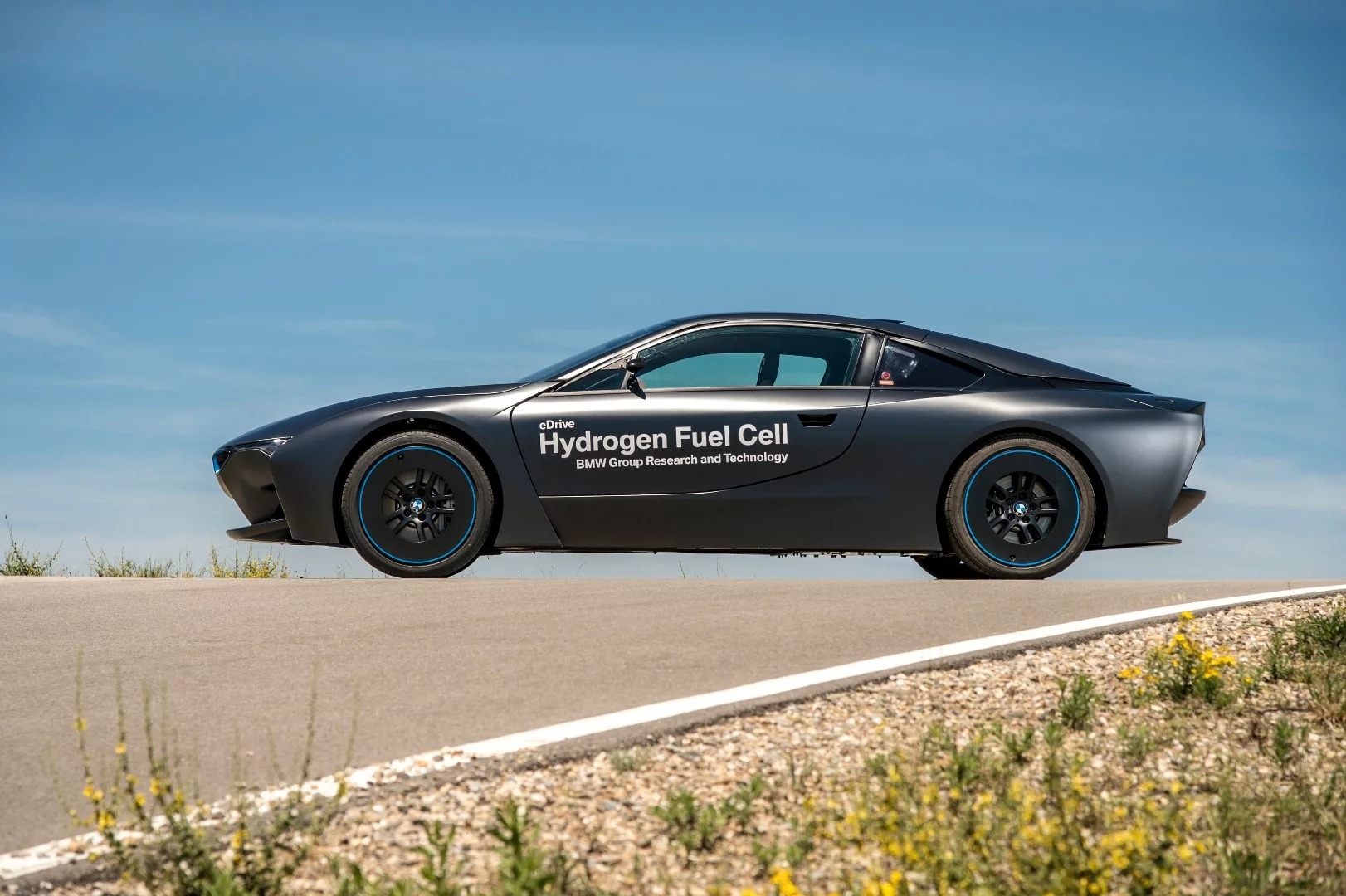 The car is reportedly built on an i8 platform