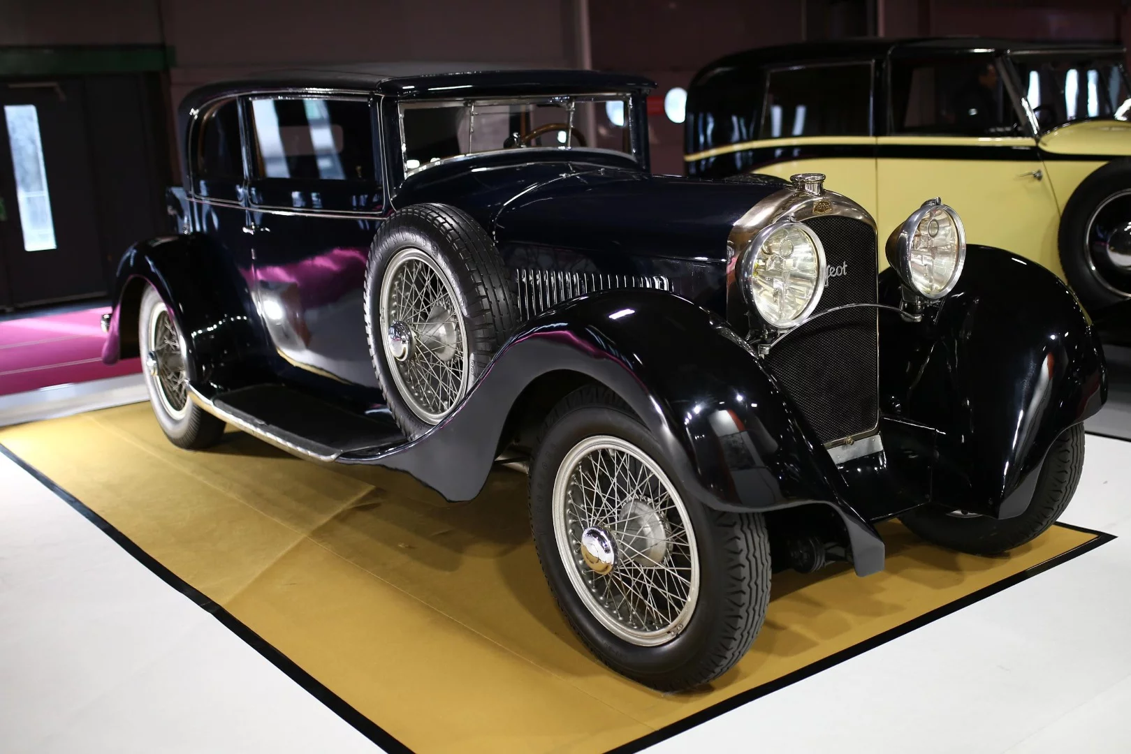 Classic Peugeot on show in Paris