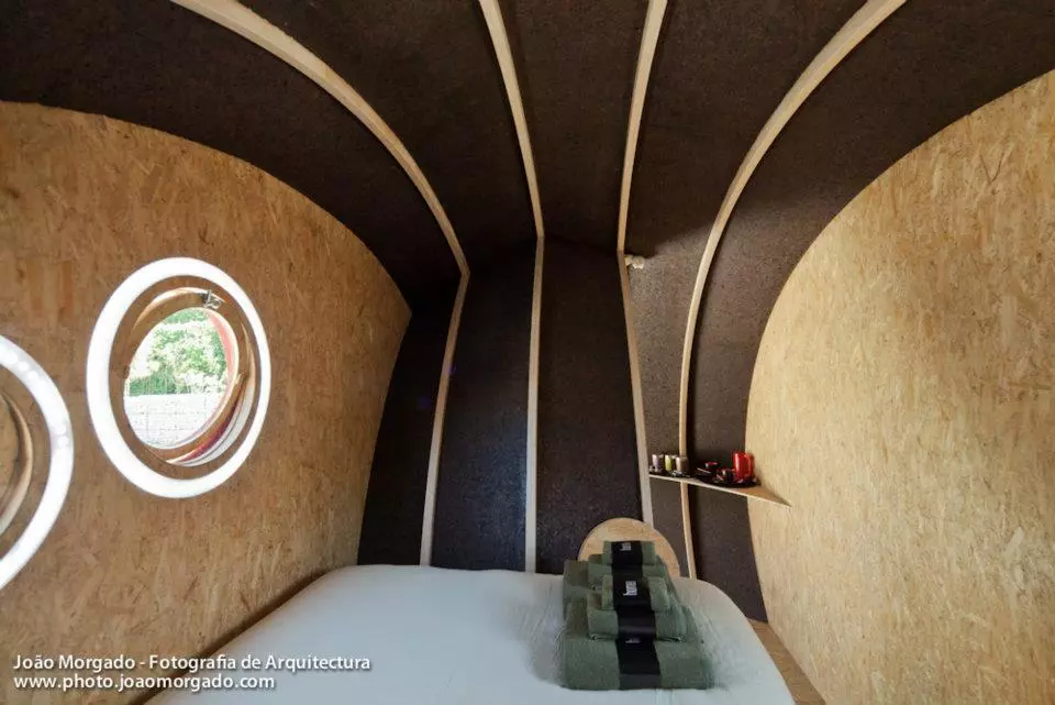 Shelter ByGG habitable module by Gabriela Gomes (Photo: Joao Morgado)