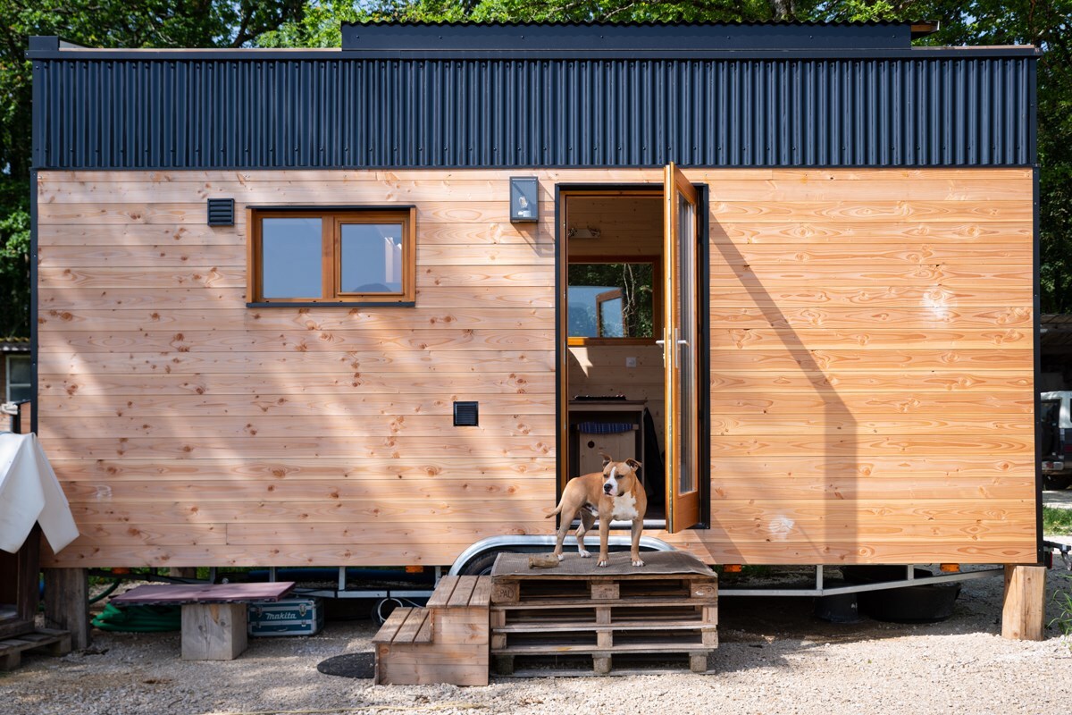 The Tiny House Franck measures 6 m (19.6 ft)-long