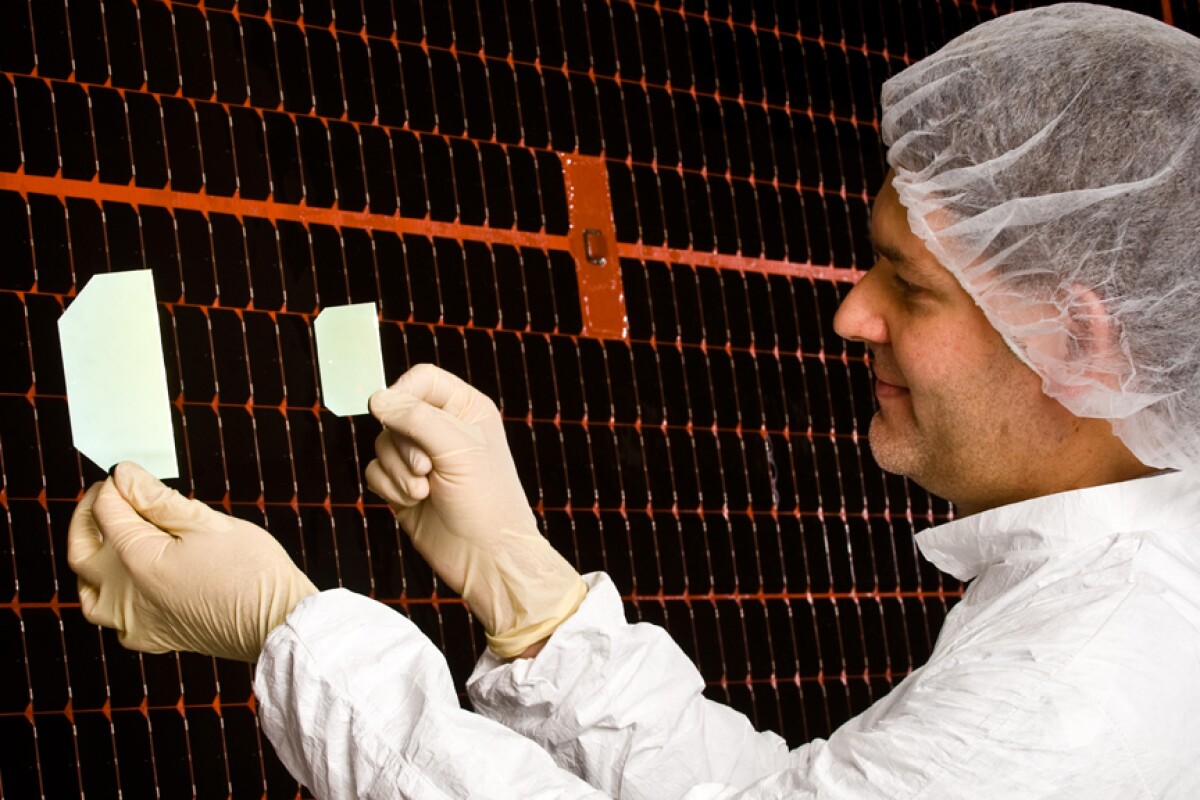 Boeing to massproduce recordbreaking 39.2 percent efficiency solar cell
