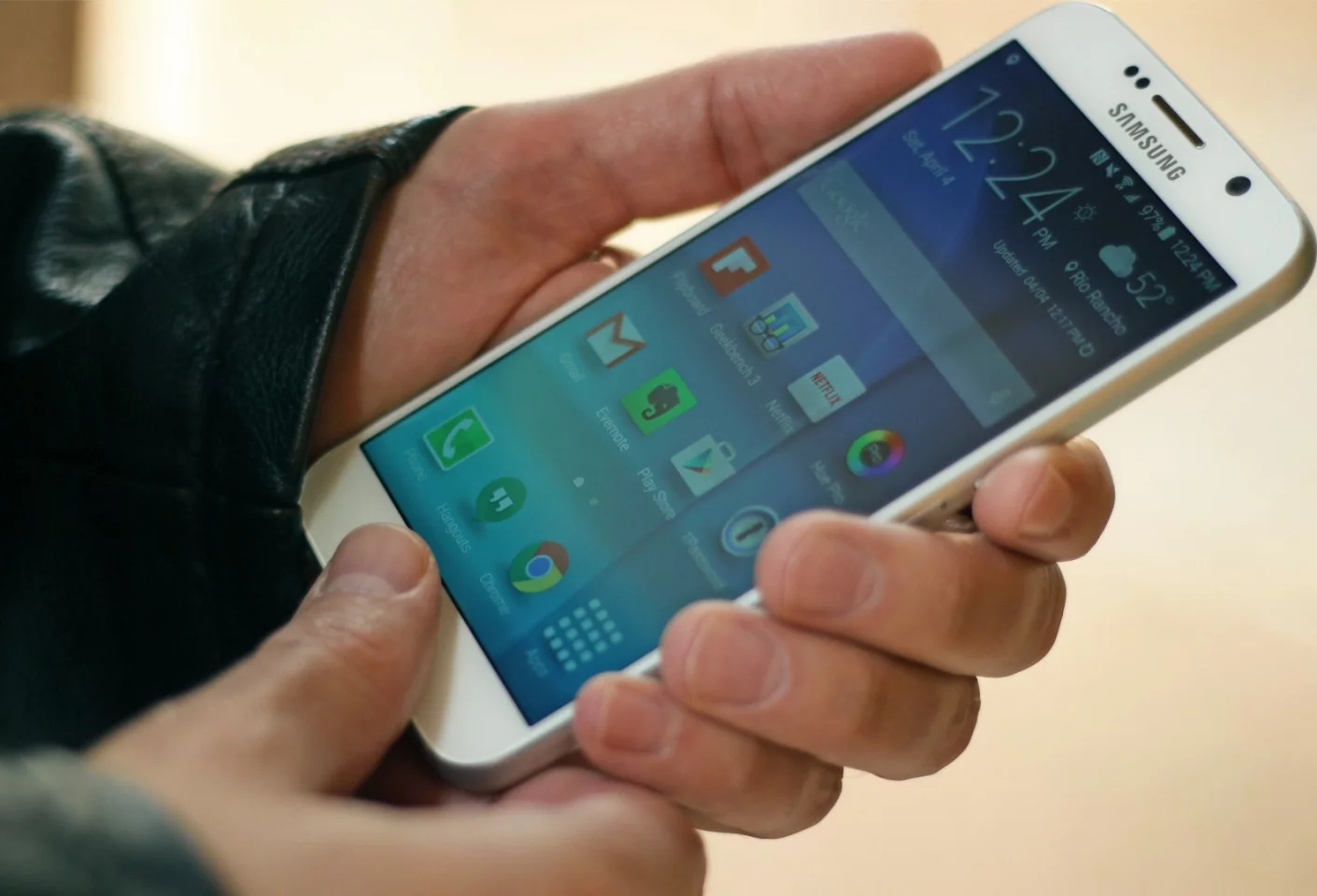 The Galaxy S6's much-improved fingerprint sensor