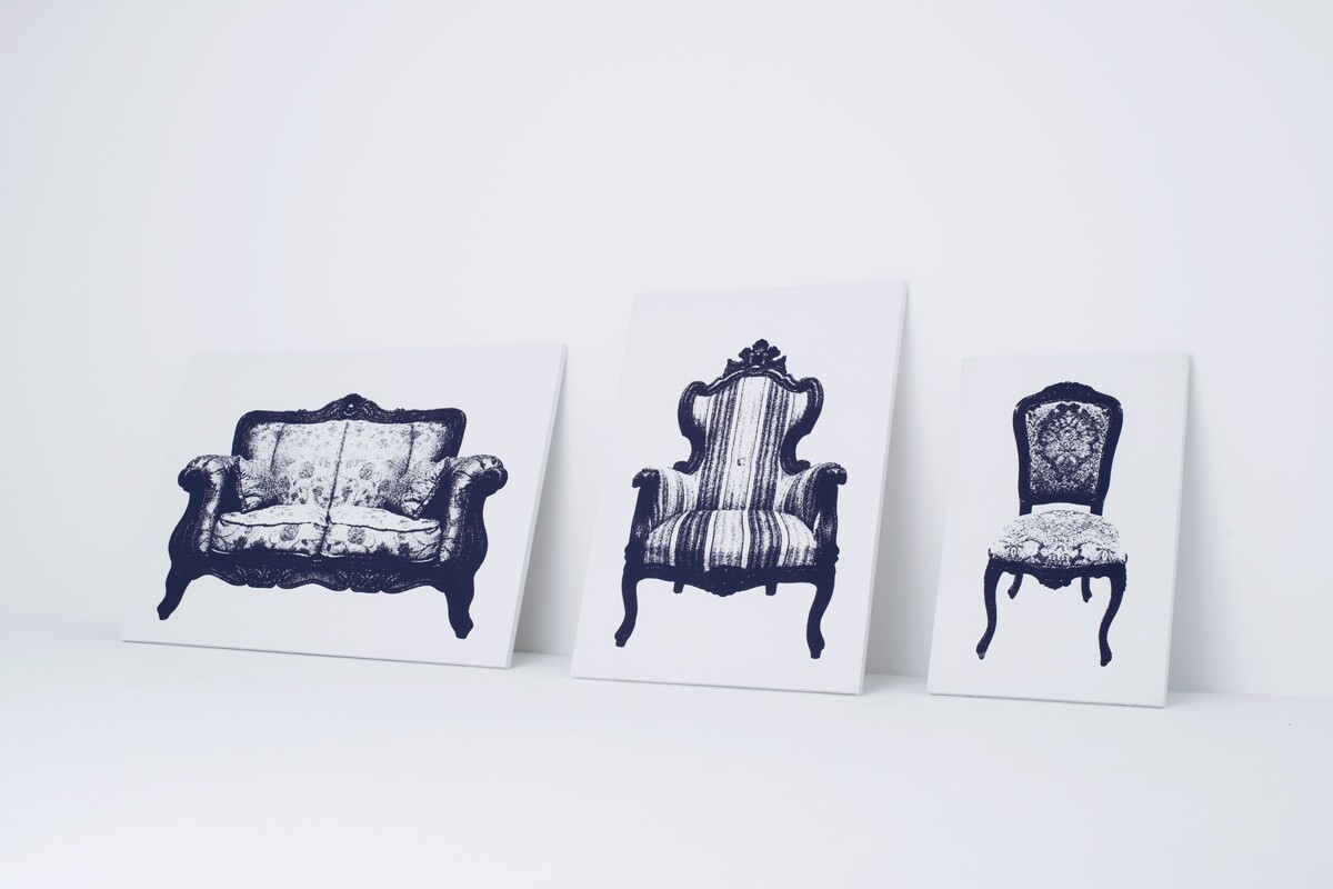 Canvas comes in three different sizes and styles, with a stool, a one-person chair, and a two-person chair