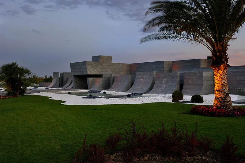 "1001 Nights" private dwelling by architects A-Cero