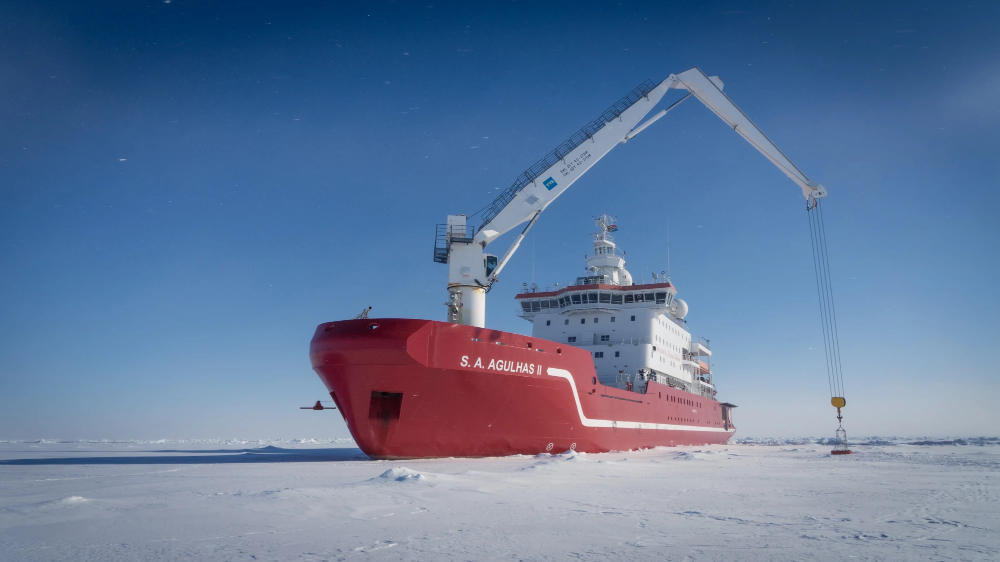 Expedition ship with crane