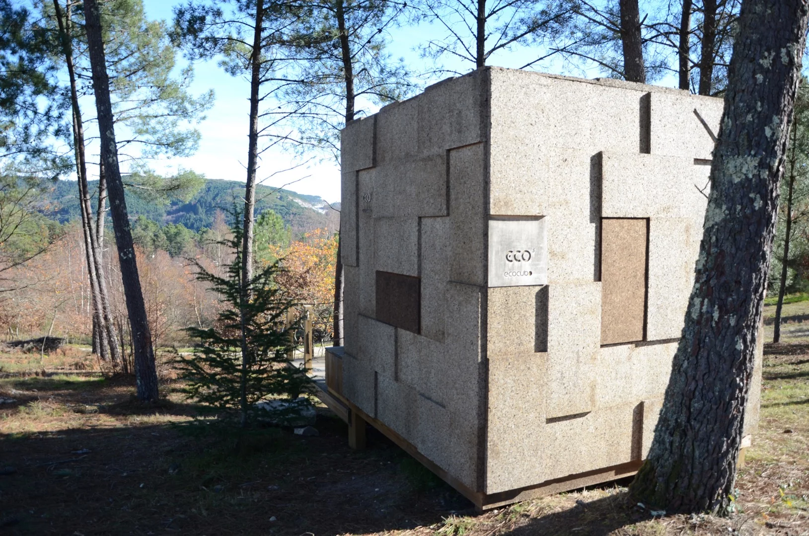 The Ecocubo takes around two weeks to build