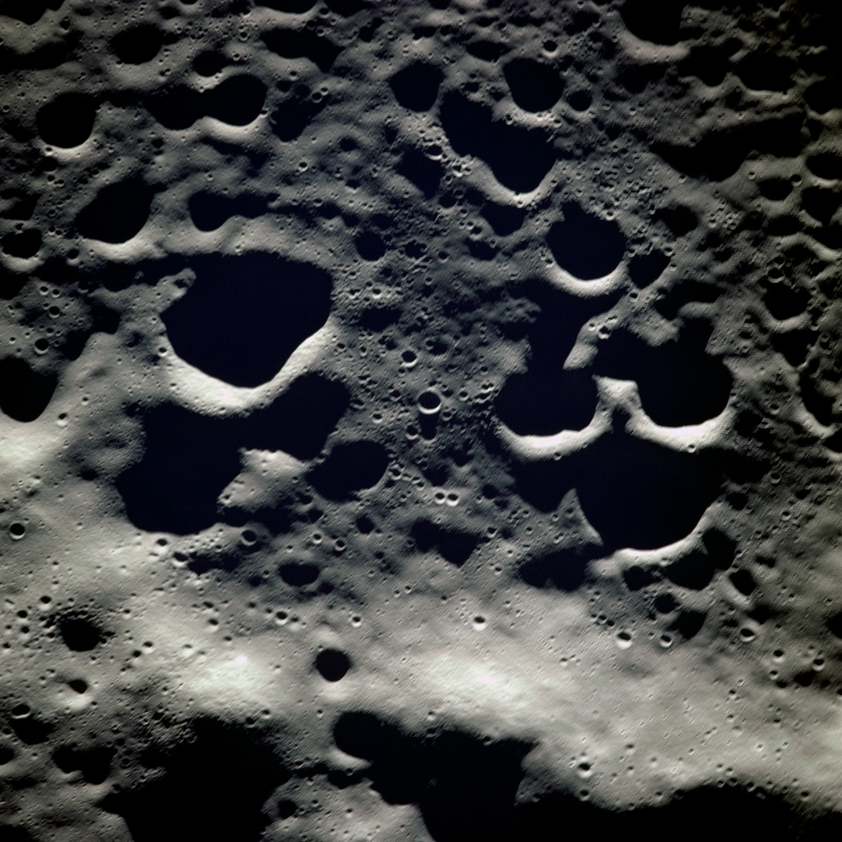 Photo of the lunar surface taken by Apollo 8 (Image: NASA)