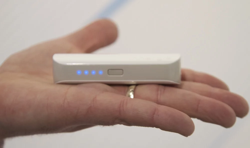 The Innergie PocketCell is a powerful new portable battery pack for mobile devices, that is a little larger than a car key