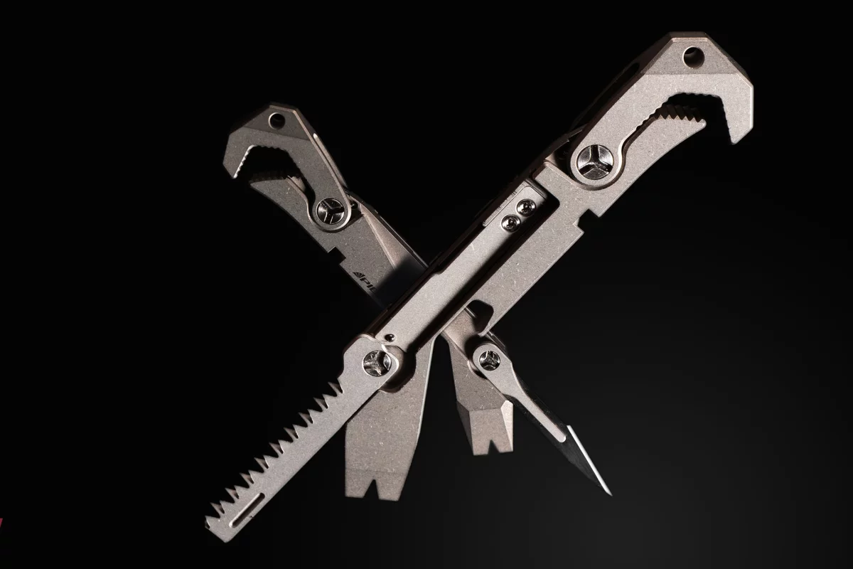 The Pichi X2S, pictured here both all folded down and "fully deployed"