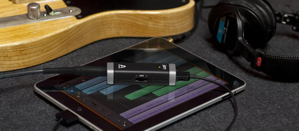 JAM by Apogee is said to be the first instrument interface that makes a digital connection to an iPad, iPhone, and iPod touch, and the only one that also works on a Mac