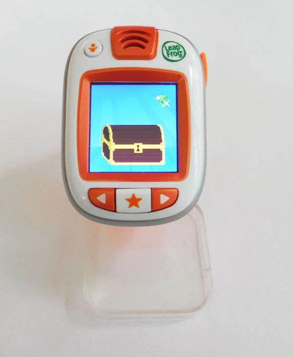 Children earn joules (jewels) which are stored in a treasure chest (Photo: Lakshmi Sandhana/Gizmag)