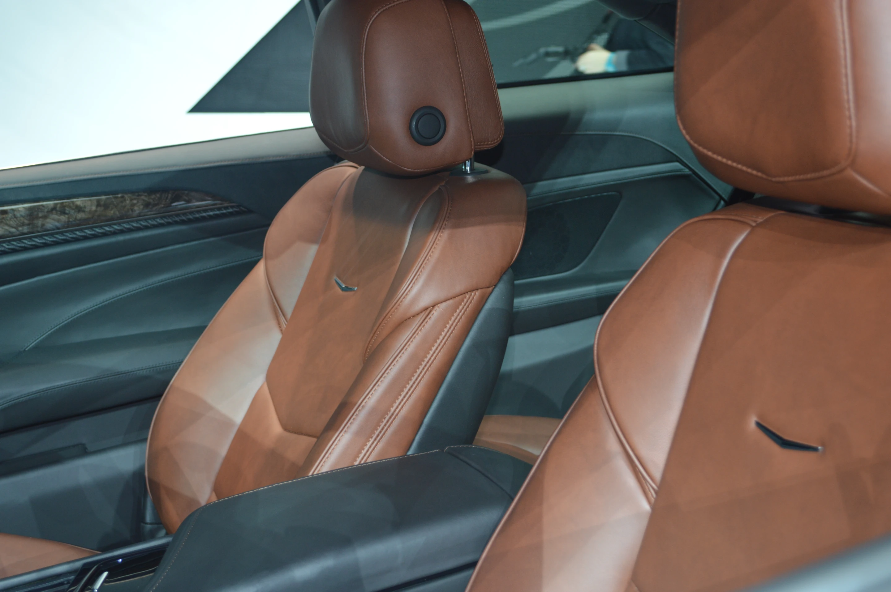 2014 Cadillac ELR