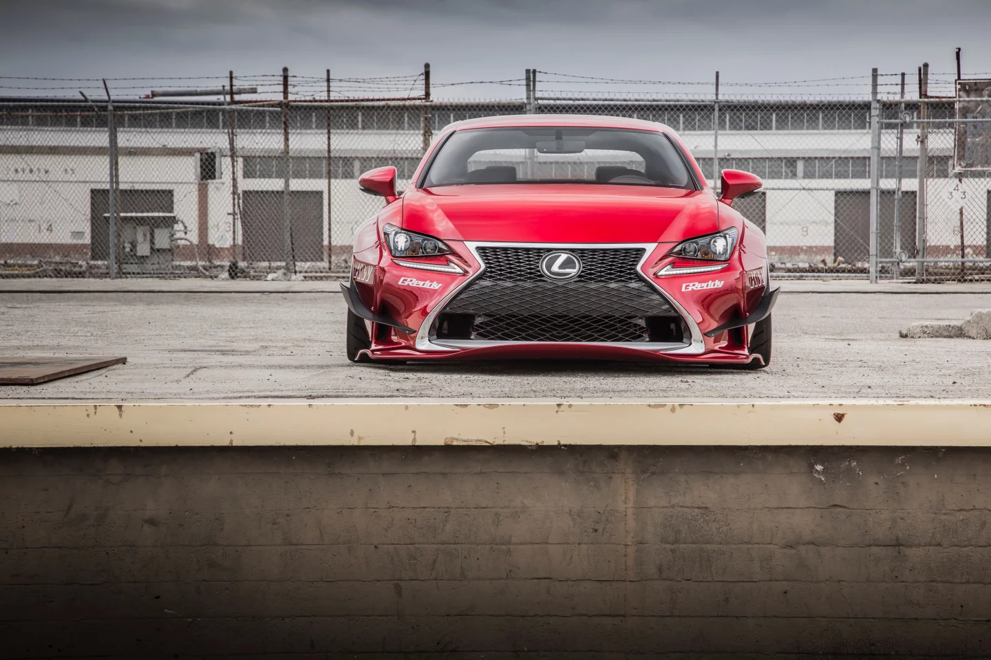 The widebody kit grants the RC 350 with a strong presence on the road