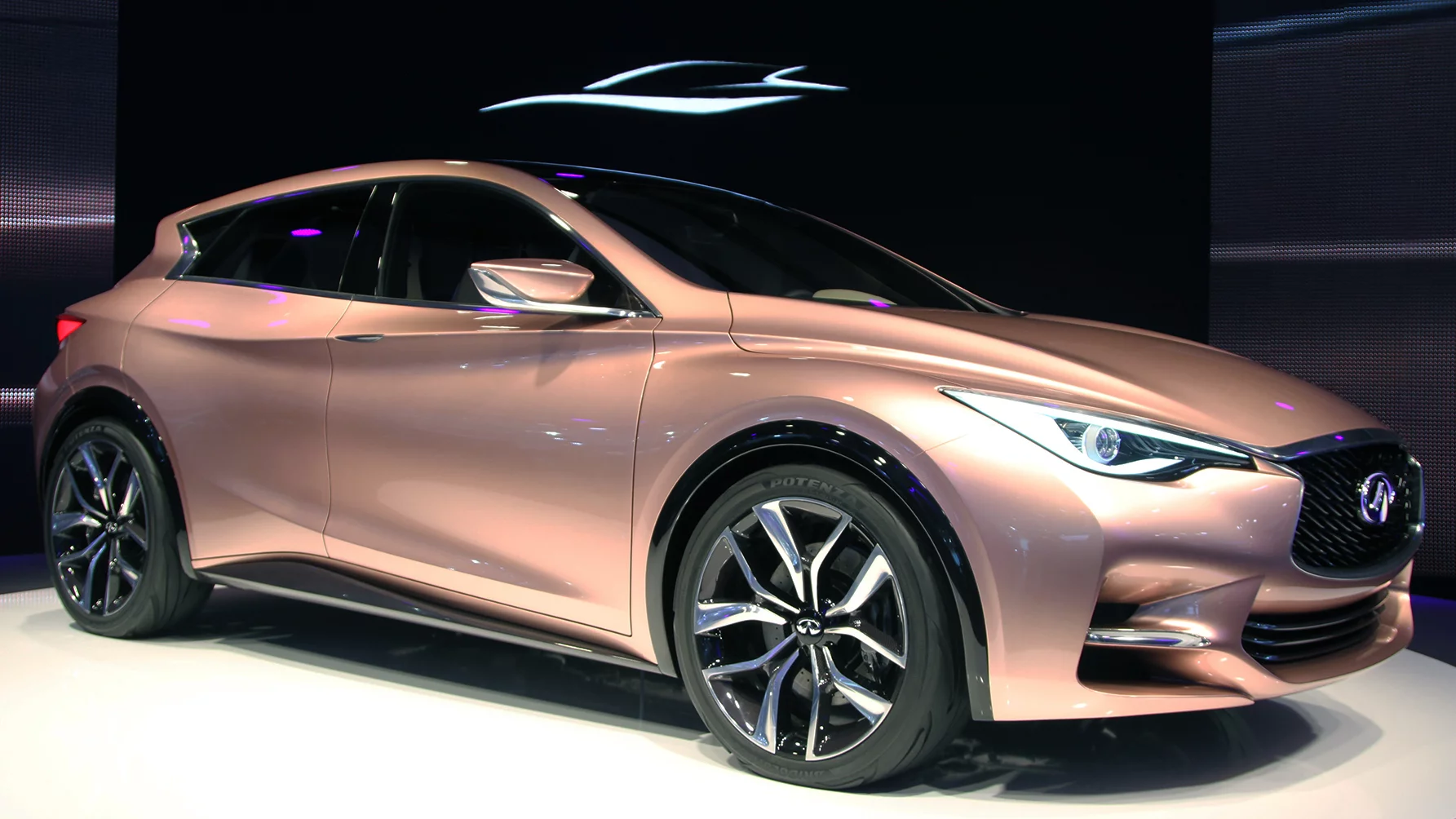 Infiniti unveils its Q30 concept (Photo: Gizmag)