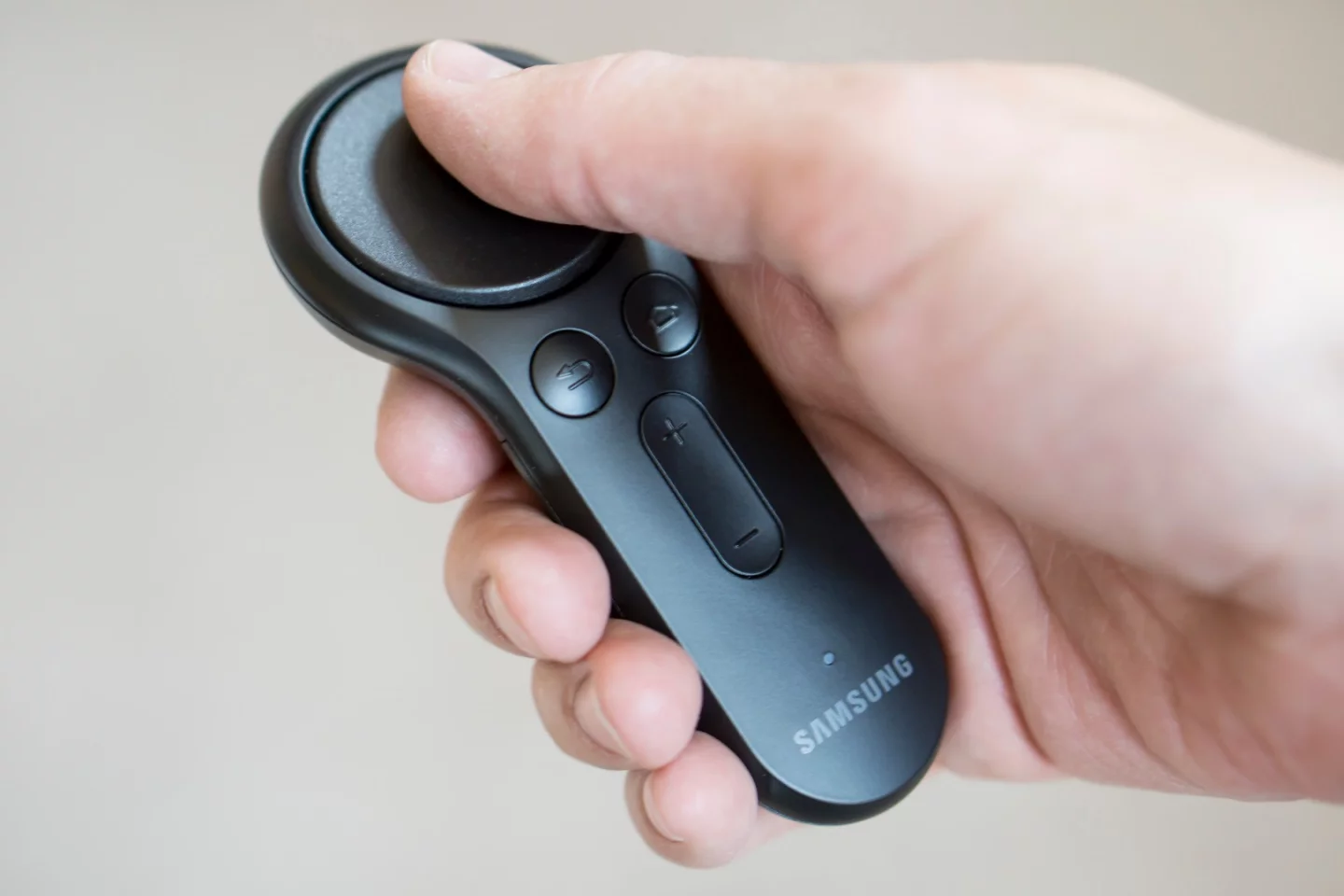 The Gear VR controller, while essentially a copy of the Daydream controller, gives the platform Wii-like fun