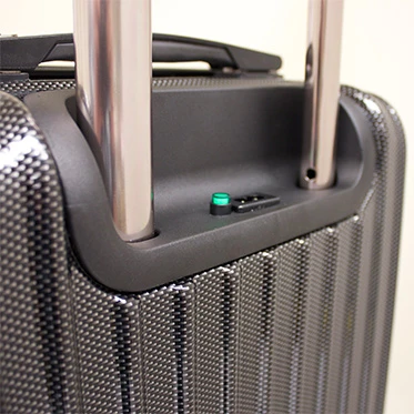 An indicator light lets users know when the heating process is complete