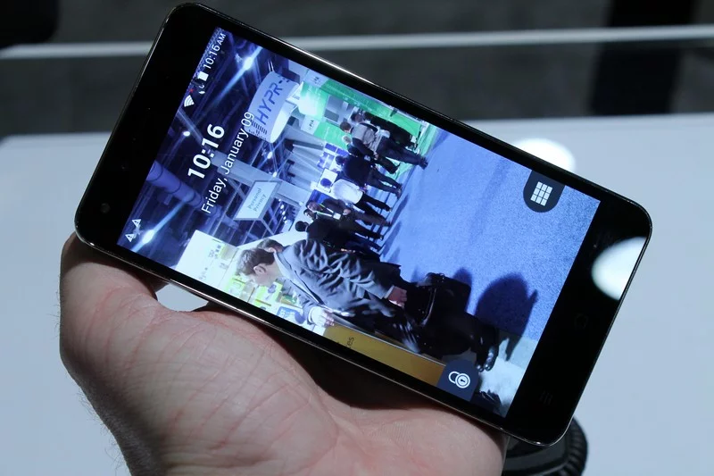 Photos are a focus of Kodak's phone (Photo: Eric Mack/Gizmag.com)