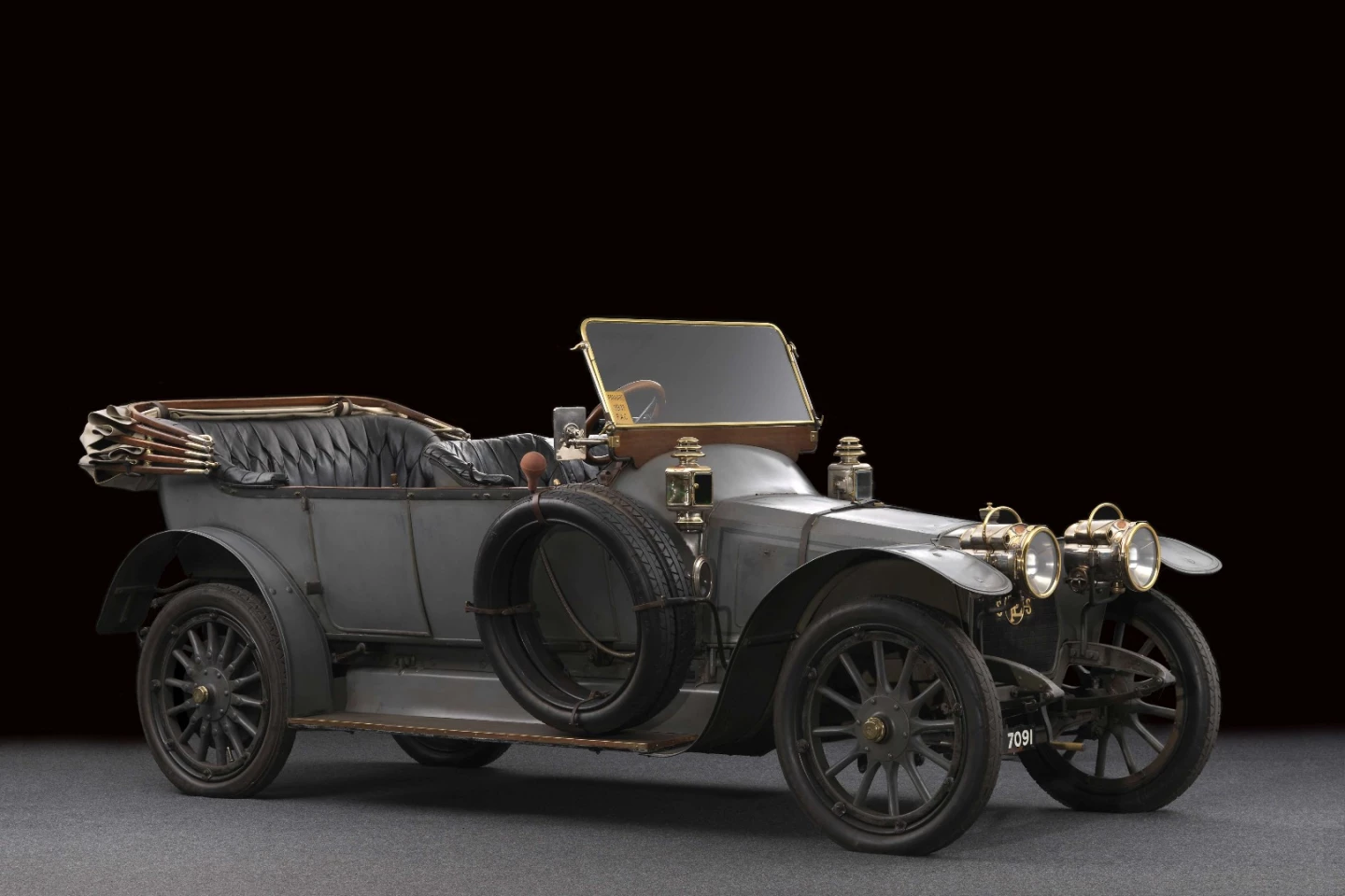 1912 Panhard Levassor X14 20 CV torpédo Vanvooren | Artcurial | Lot 11 | Auction Description | Estimate: €180,000 to €260,000 | sold for $365,125 (€298,000)