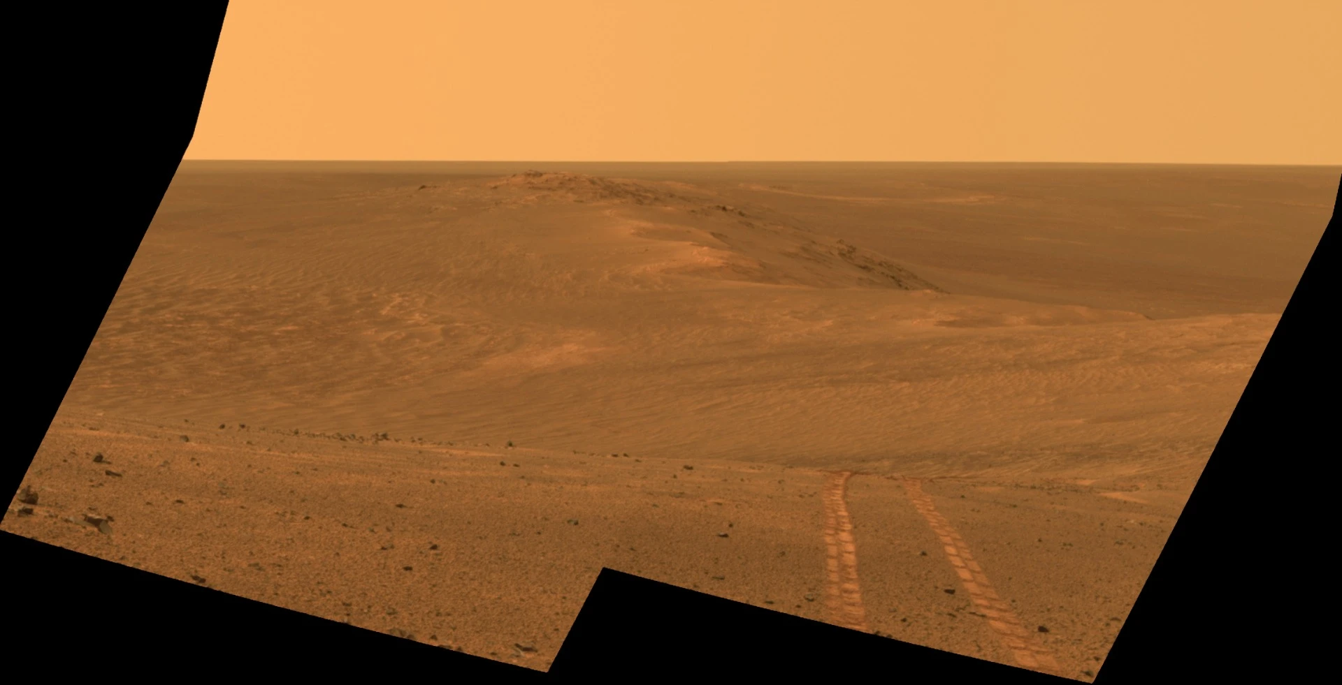 Opportunity looks back toward part of the west rim of Endeavour Crater